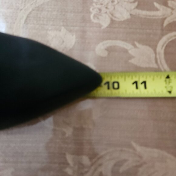 NWOT Vince Camuto Leather Ankle Booties - Picture 13 of 13